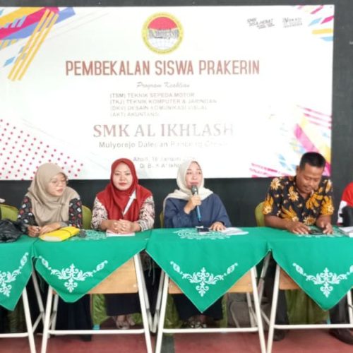 SMK Al Ikhlash Bekali Siswa Kelas XI Hadapi Prakerin 2026 di 24 Dunia Usaha dan Dunia Industri
