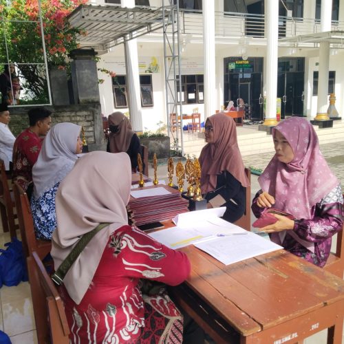 Penerimaan Rapor Jadi Momentum Evaluasi dan Penguatan Karakter Peserta Didik