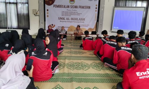 Siswa SMK Al Ikhlash Siap Jalani Prakerin di 26 DUDI di Tiga Kabupaten
