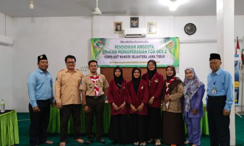 Siswa SMK Al Ikhlash Ikuti Edukasi Perkoperasian di BMT Mandiri Sejahtera Jatim