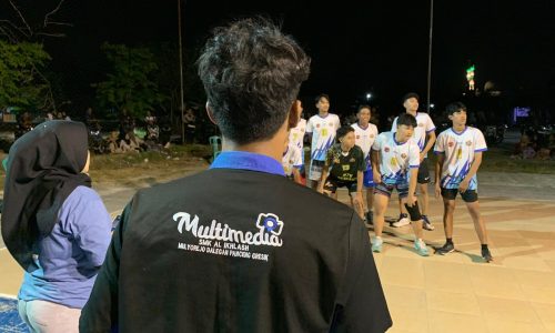 Support kegiatan warga, siswa prodi DKV dikirim untuk dokumentasi kegiatan