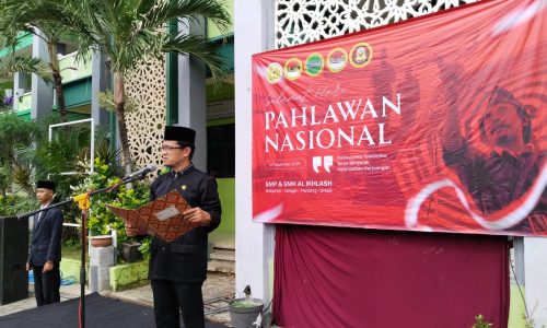 Semangat Kepahlawanan Menggema di Lapangan SMP Al Ikhlash di Hari Pahlawan